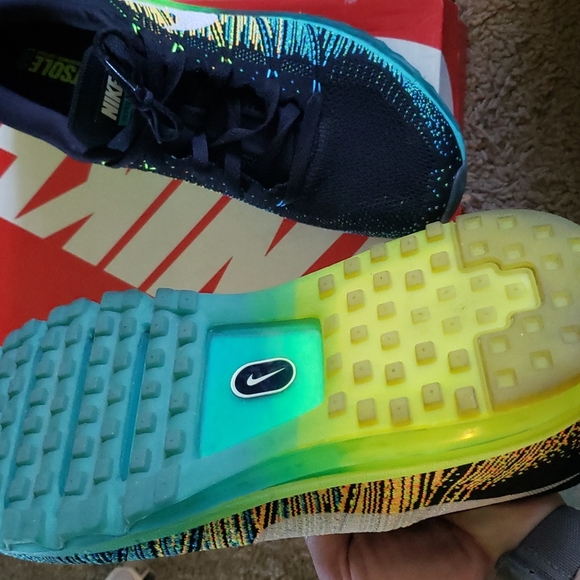 Nike flyknit max - Picture 4 of 5